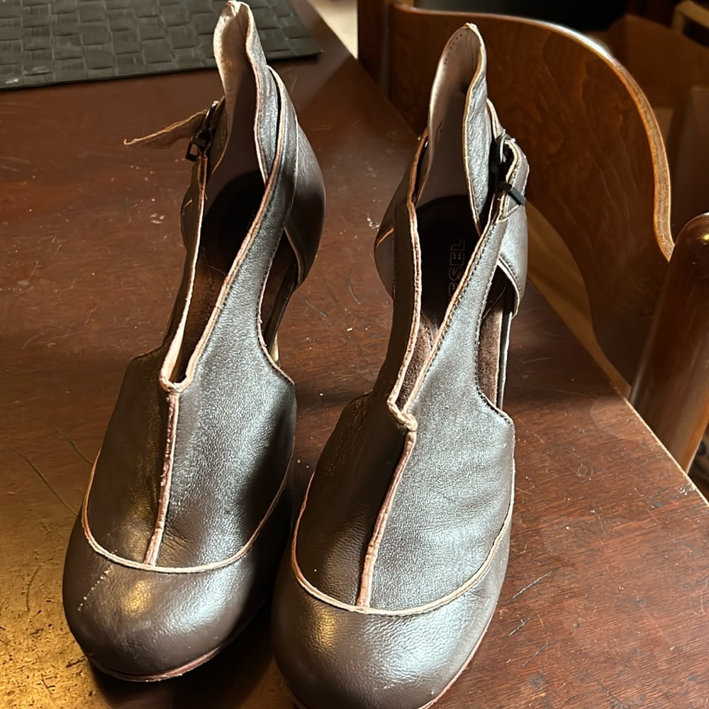 Diesel heels